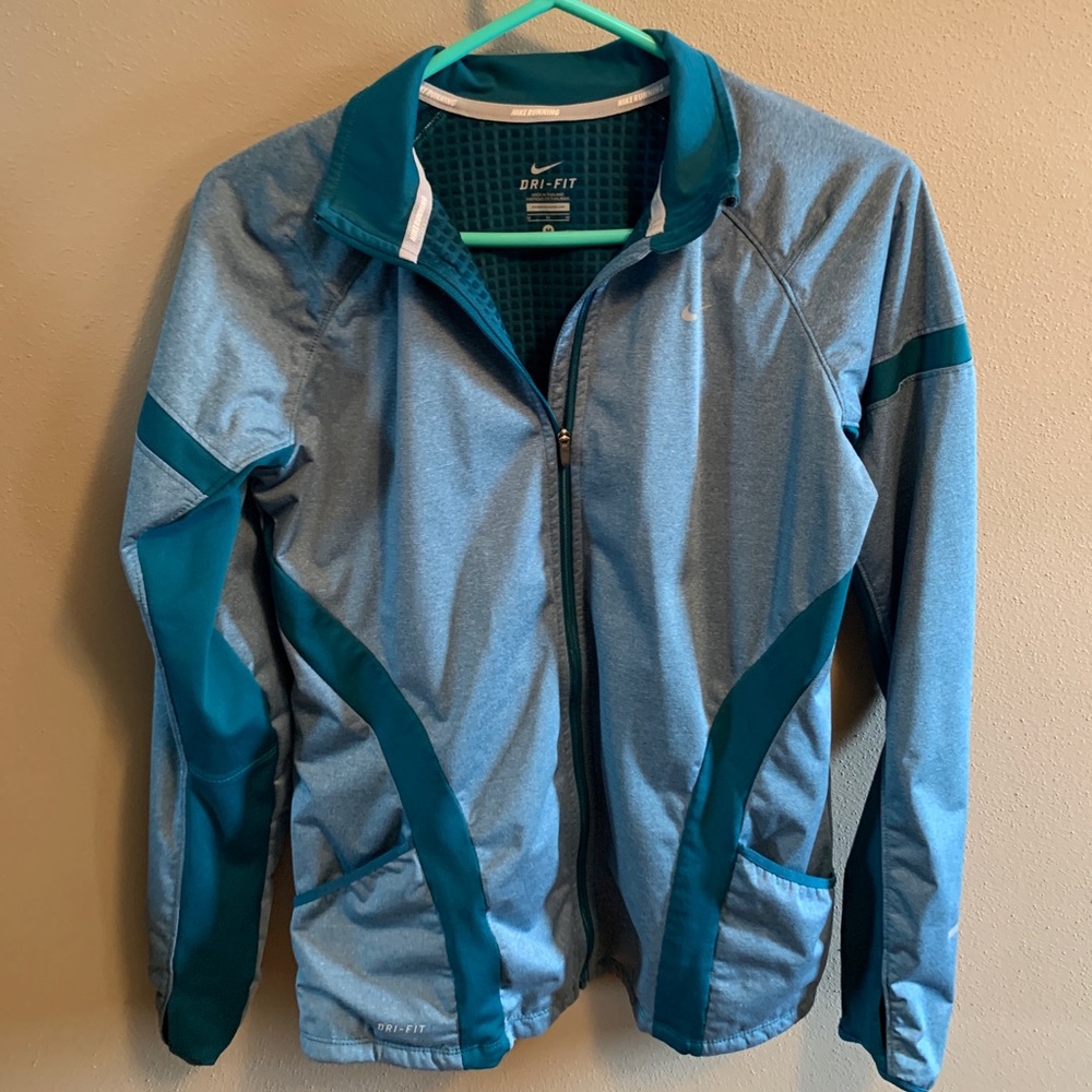 Lined Nike running jacket